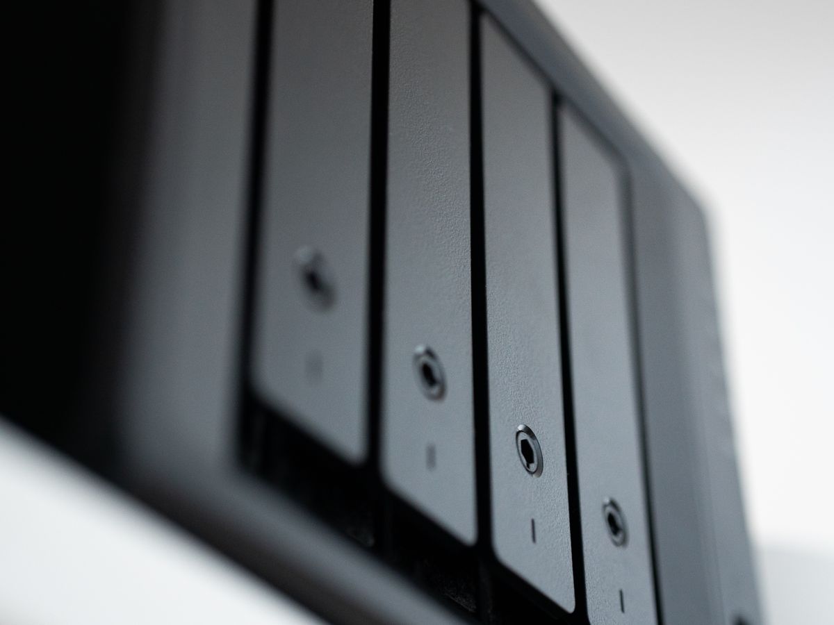 Network attached storage unit